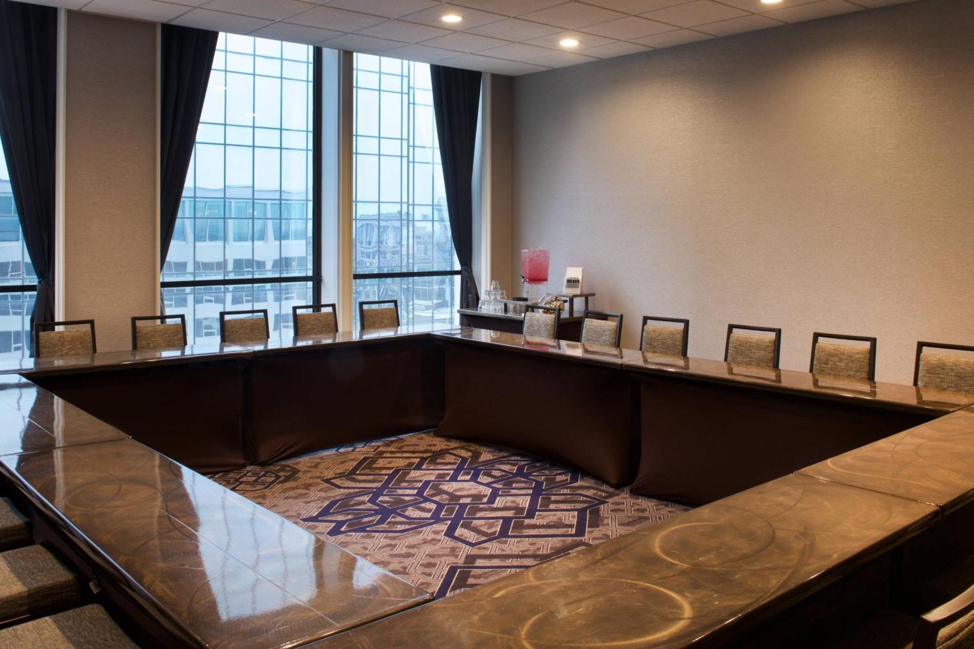 Sheraton Indianapolis City Centre Hotel Eksteriør bilde